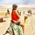 ركوب-جمل-في-صحراء-شرم
